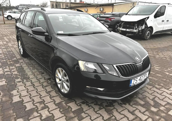 Skoda Octavia cena 50900 przebieg: 205386, rok produkcji 2018 z Dynów małe 781